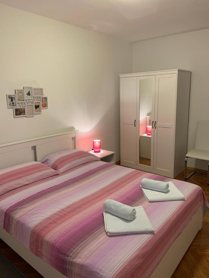 Apartments Toni-Malinska Ngoại thất bức ảnh