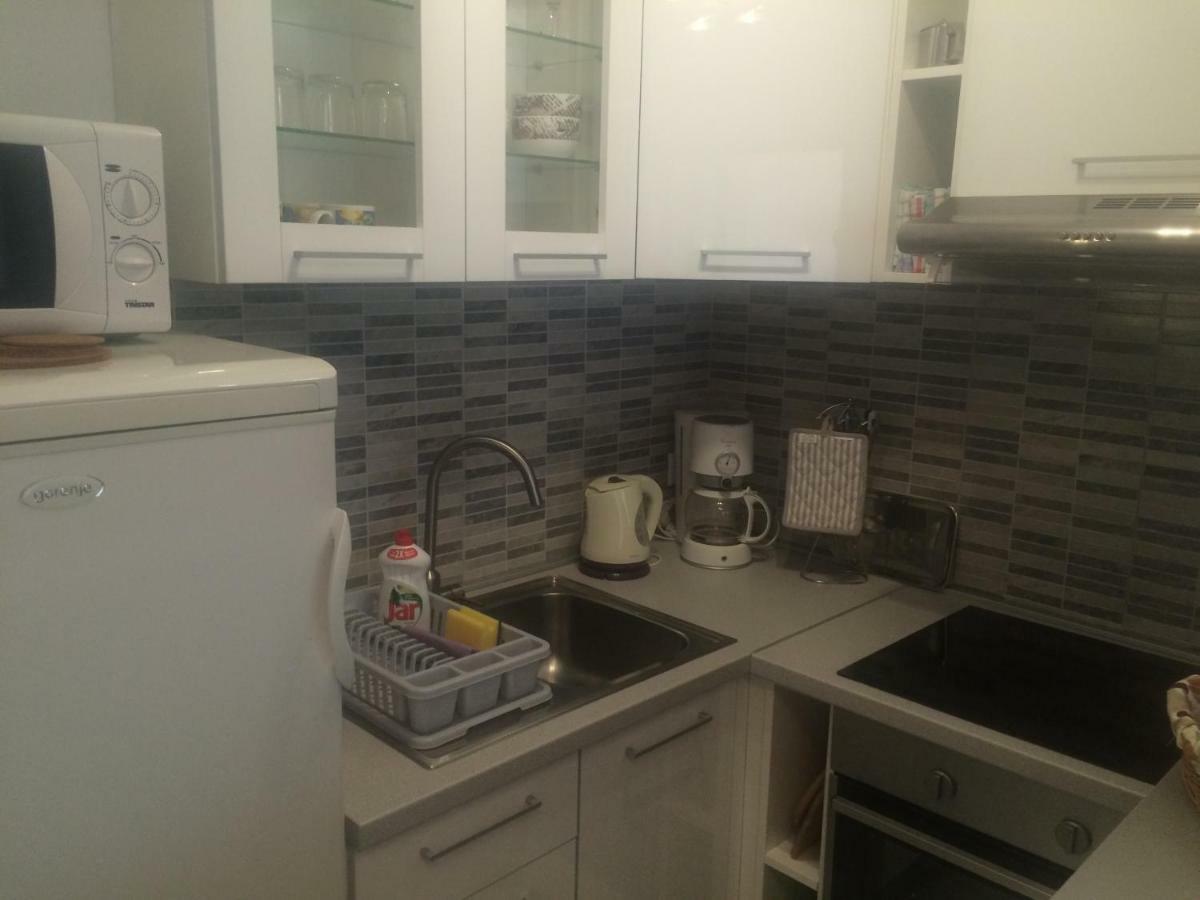 Apartments Toni-Malinska Ngoại thất bức ảnh